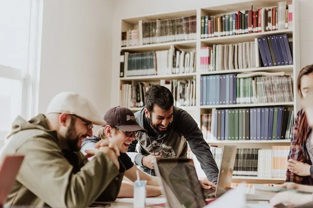 Que se necesita para trabajar en marketing · ef Business School · Oleiros A Coruña