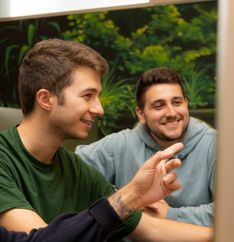 Ciclo superior en marketing solicita info · FP Marketing Publicidad · Galicia · ef Business School · Galicia