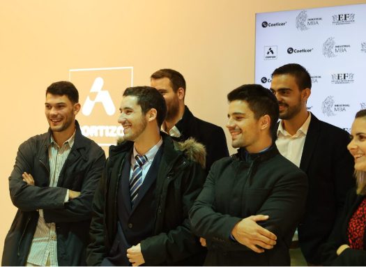 Master industrial mba cortizo por que cursar mobile · sector industrial Galicia · ef Business School · Galicia