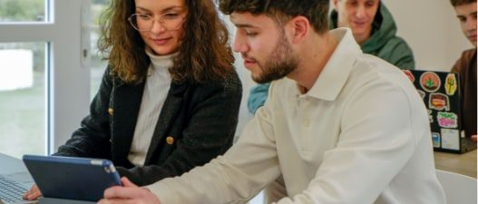 Master industrial mba cortizo solicita info movil · sector industrial Galicia · ef Business School · Galicia