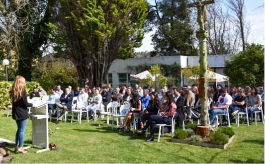 Ciclo superior en marketing y publicidad en galicia practicas personalizadas mobile · FP Marketing Publicidad · Galicia · ...