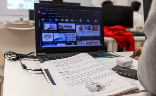 FP Sanitaria · A Coruña · ef Business School · Galicia