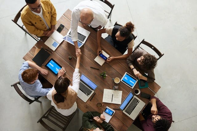Definicion y analisis del grado superior en galicia · ef Business School · Oleiros A Coruña
