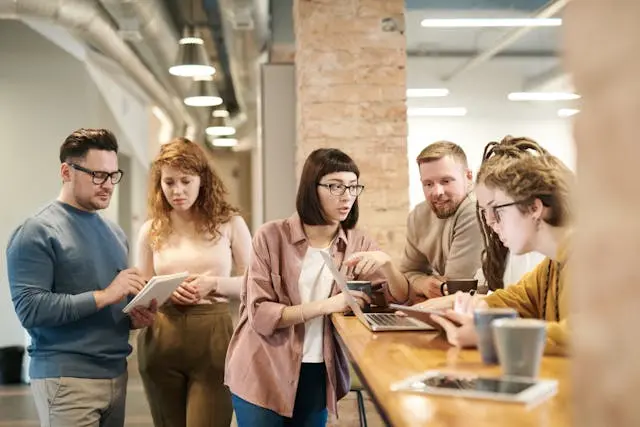 Ciclos empresariales fp avanzados · ef Business School · Oleiros A Coruña