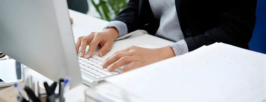 Operaciones auxiliares de servicios administrativos y generales online y presencial copia · ef Business School · Oleiros A...