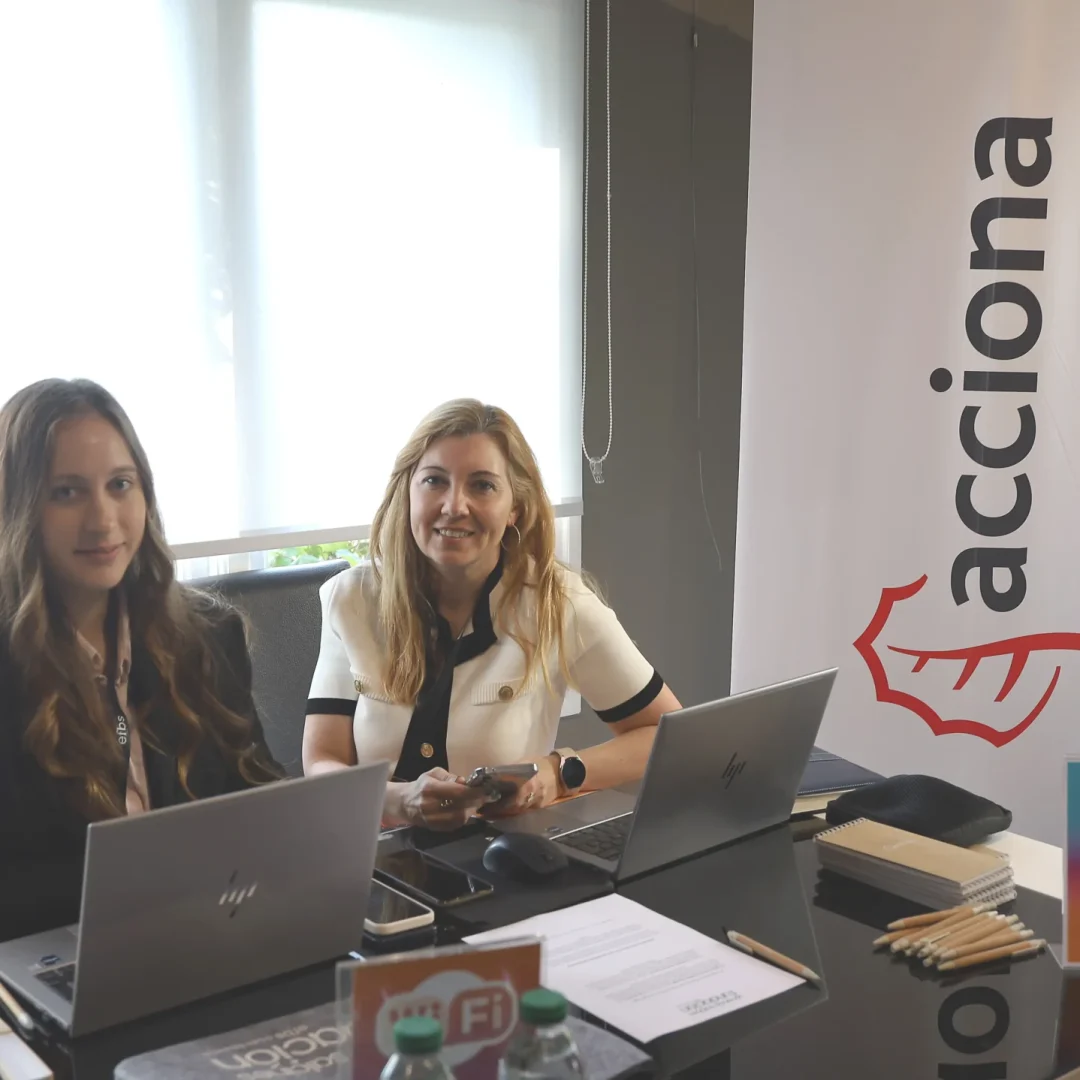 Empresas yt 90 2025 scaled · ef Business School · Oleiros A Coruña